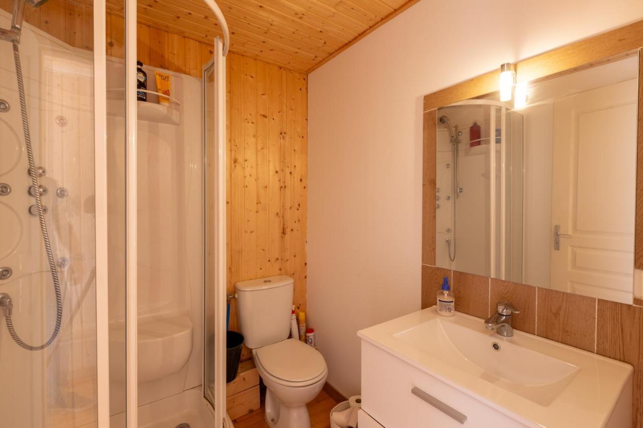 Chalet Les Tilleuls - Jolie Vue Montagne Et Lac 莱桑格勒 外观 照片